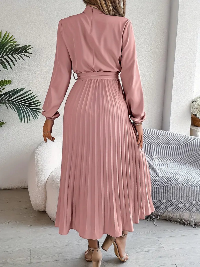 Giselle – Pleated Midi Dress
