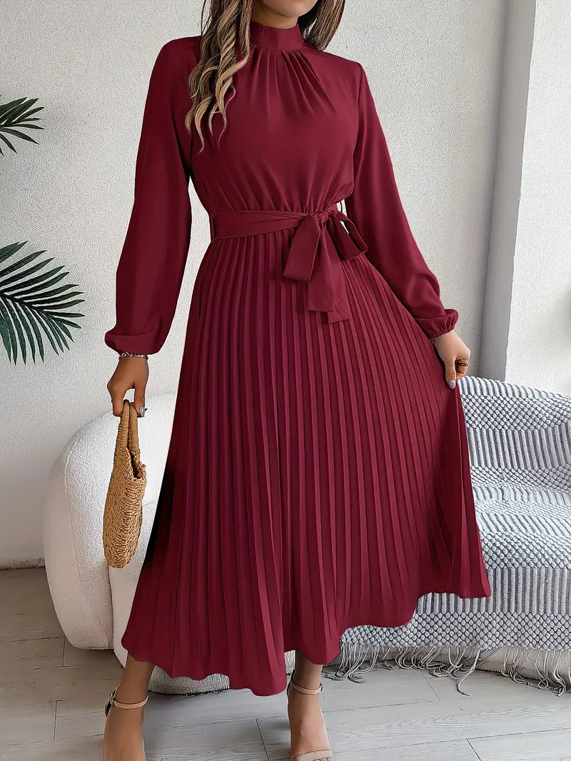 Giselle – Pleated Midi Dress