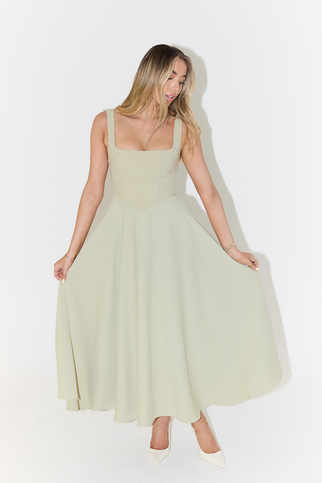 Anice – Sleek Square-neck Midi Dress