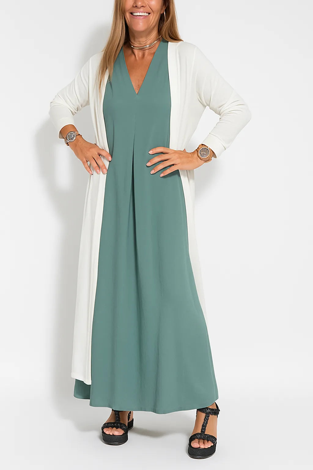 Janine – Elegant Maxi Dress with Matching Cardigan