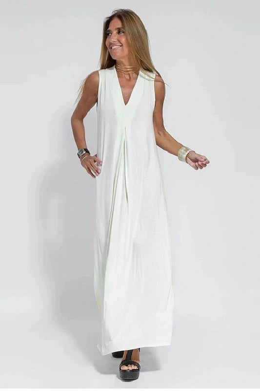 Janine – Elegant Maxi Dress with Matching Cardigan