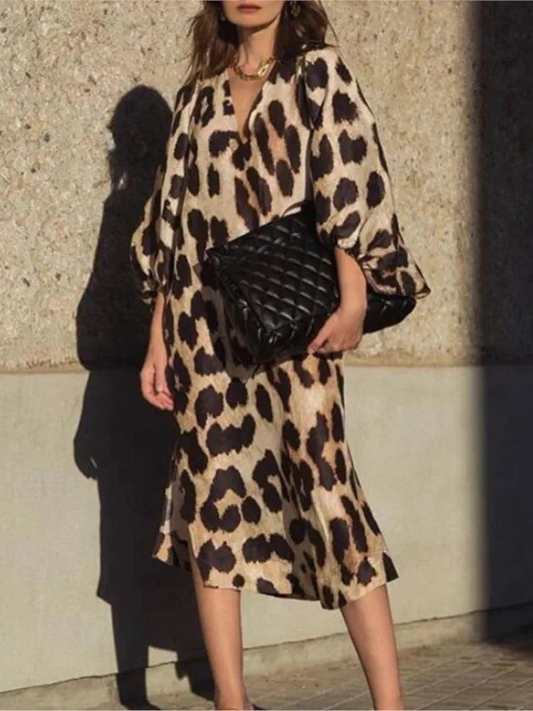 Ava – Leopard Print Midi Dress