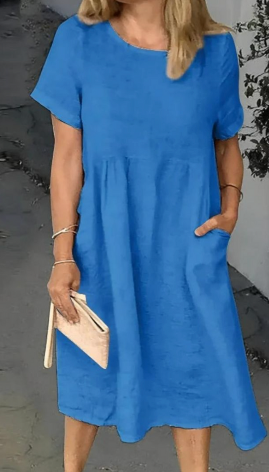 Aira – Elegant Short Sleeved Dress