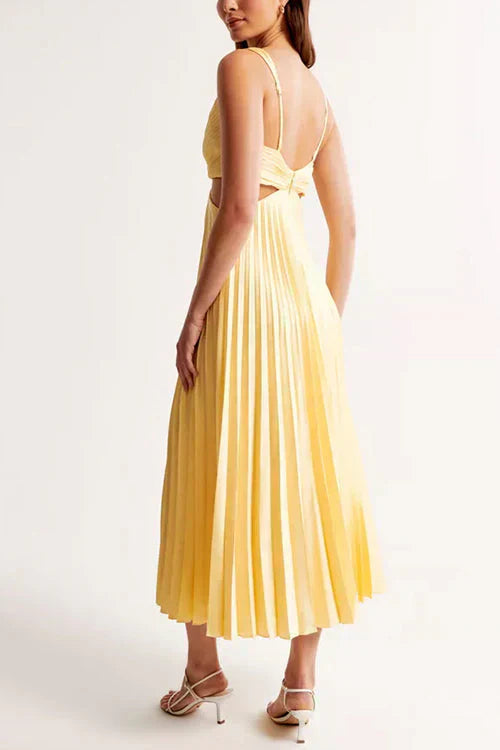 Priya – Elegant Pleated Evening Dress