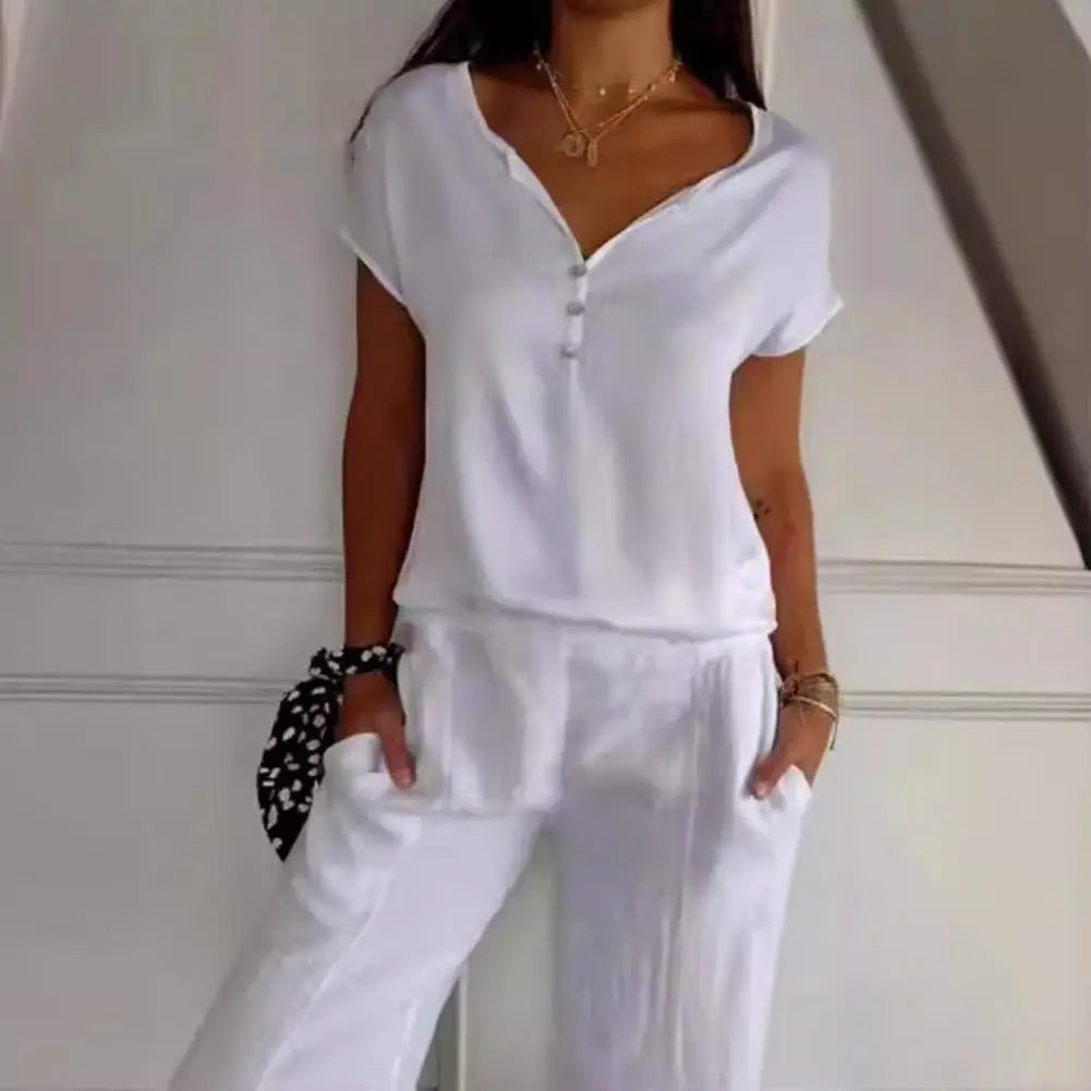 Yana – Elegant V-Neck Top